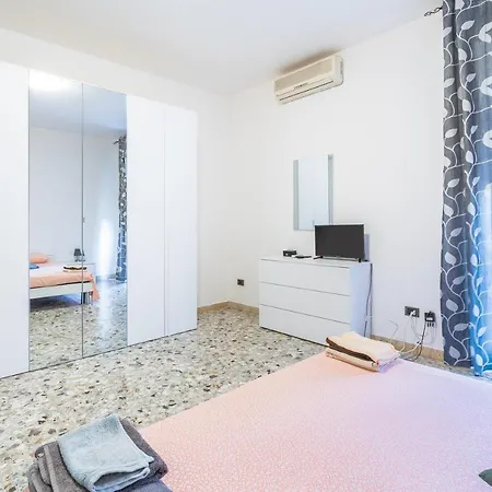 Al Flamingo Apartment Syracuse